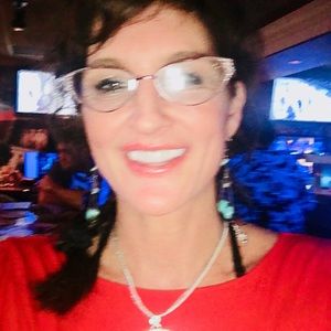 Meet your Posher, Diane